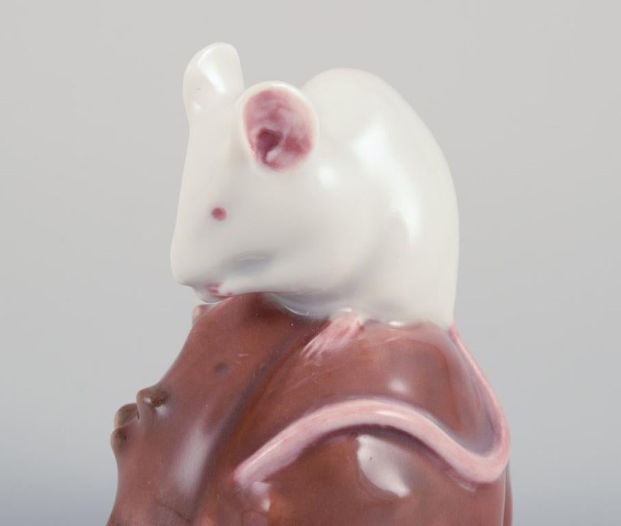 Royal Copenhagen. Porcelain figurine of a mouse on a chestnut. For Sale 1