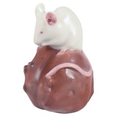 Royal Copenhagen. Figurine de souris sur un châtaignier