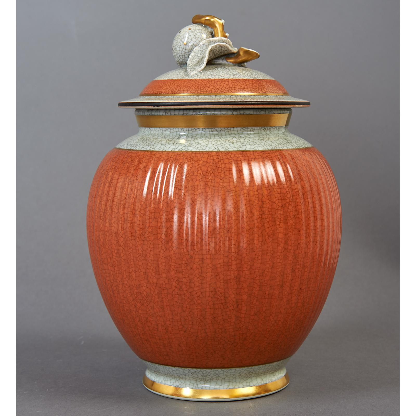 Danois Vase avec couvercle en porcelaine de Royal Copenhagen, années 1950 en vente
