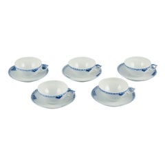 Royal Copenhagen, Principessa. Set di cinque tazze da tè con piattini.