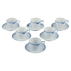 Royal Copenhagen, Princesse. Ensemble de six tasses à café avec soucoupes
