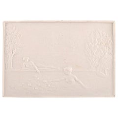Royal Copenhagen, rara placca da parete antica in biscuit, donne al bagno