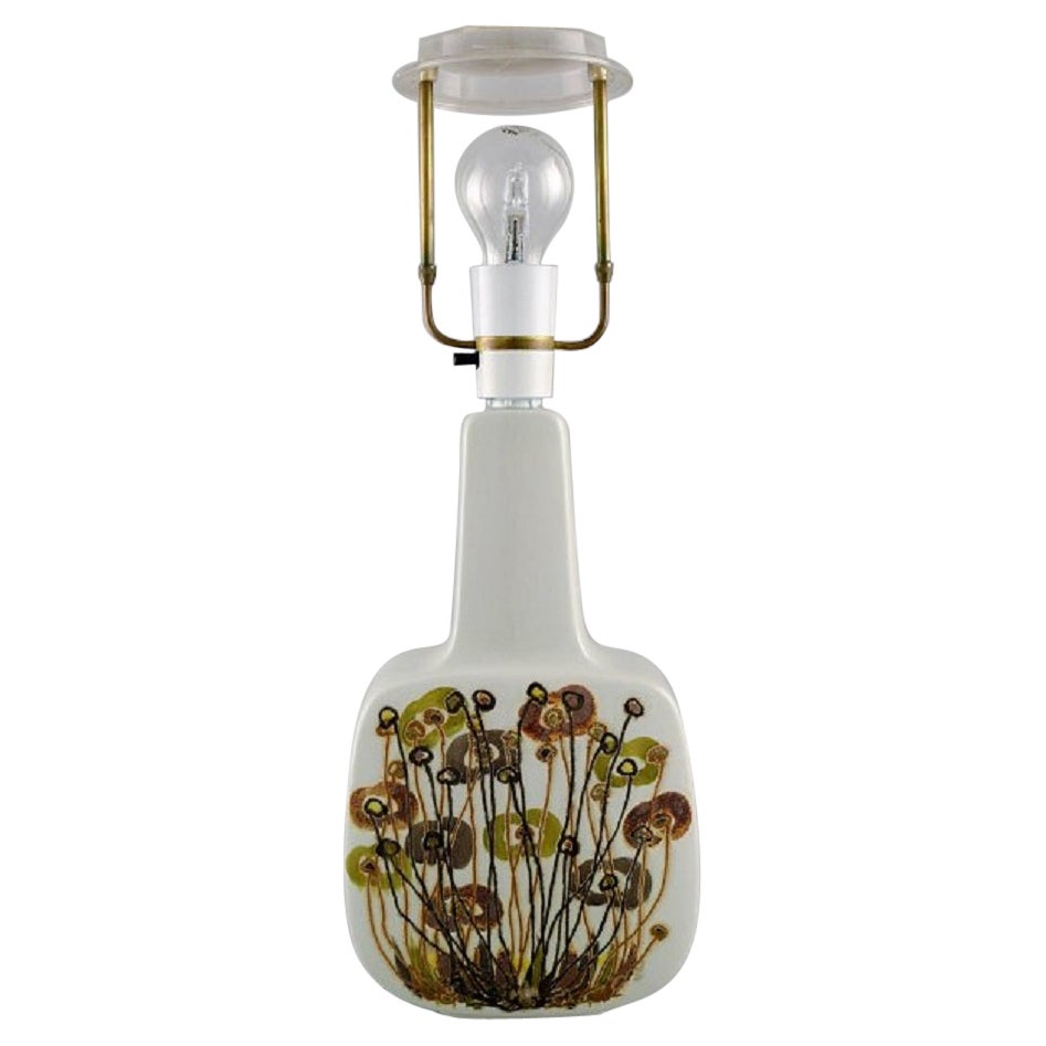 Royal Copenhagen Retro-Tischlampe aus Fayence, dekoriert mit Blumen, 1970er Jahre