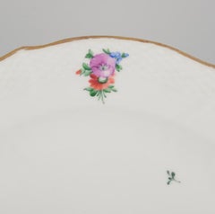 Royal Copenhagen Saxon Flower. Large round serving dish in porcelain.