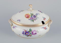 Royal Copenhagen Saxon Flower, lidded soup tureen hand-painted with flowers.
