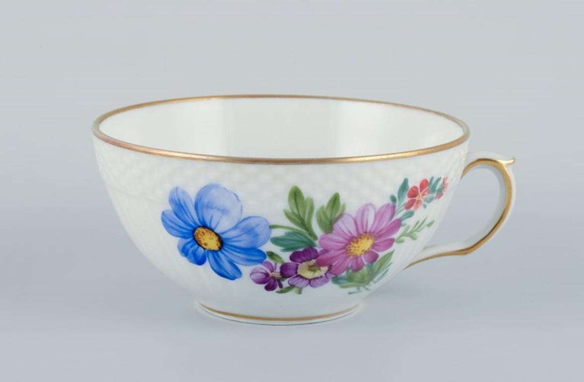 Danish Royal Copenhagen, Saxon Flower, set of four tea cups with saucers in porcelain. For Sale