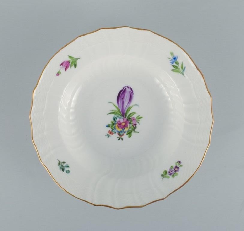 Royal Copenhagen Saxon Flower, Six Deep Plates in Hand-Painted Porcelain For Sale 2