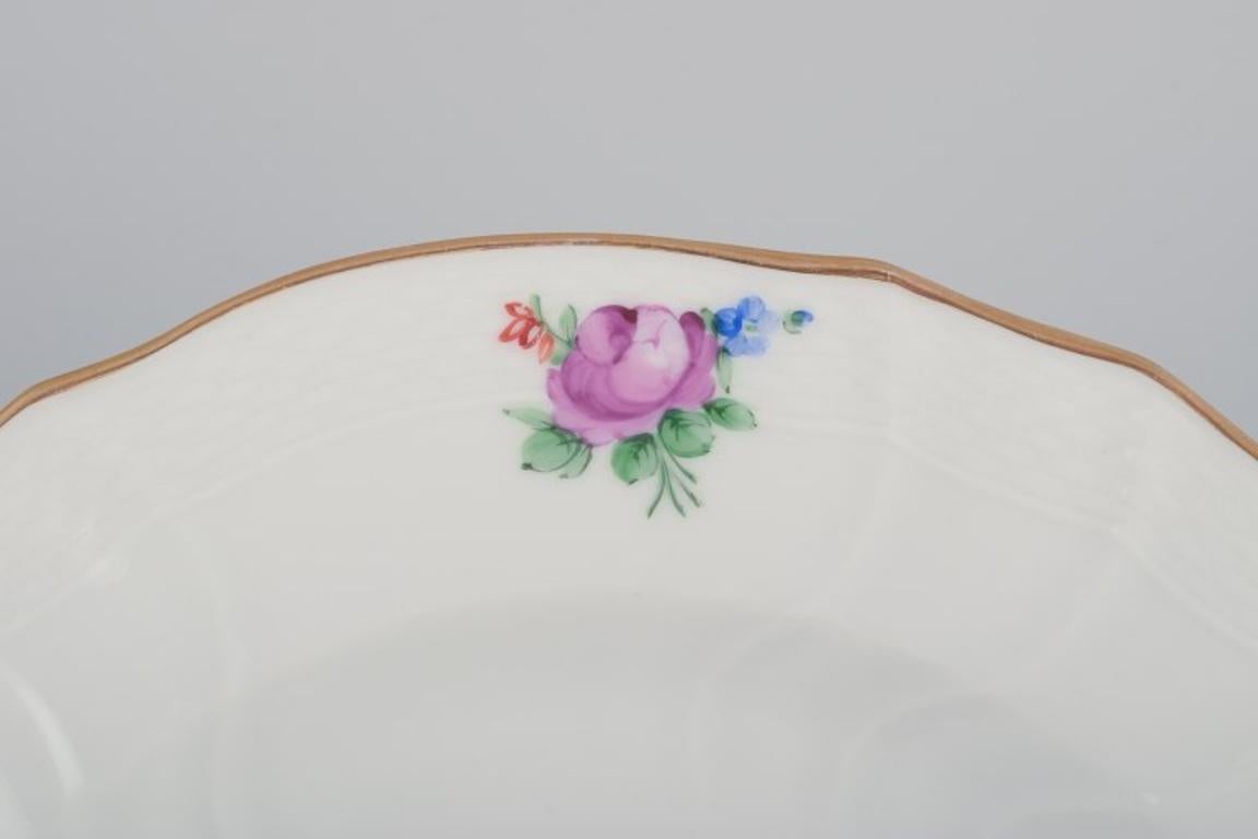 Flor Sajona de Royal Copenhagen. Seis platos hondos de porcelana. Danés en venta