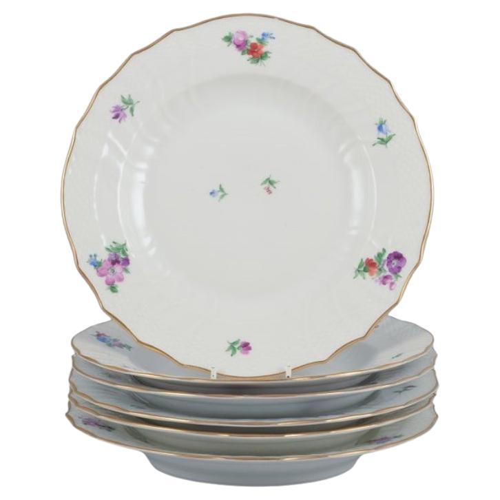 Flor Sajona de Royal Copenhagen. Seis platos llanos de porcelana con motivos florales