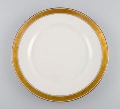 Royal Copenhagen Service No. 607, Eight Porcelain Dinner Plates
