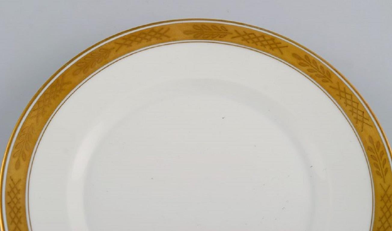 Danish Royal Copenhagen Service No. 607, Six Porcelain Lunch Plates, 1960s For Sale