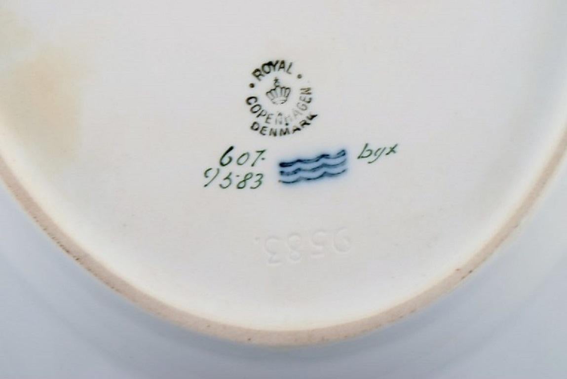 Royal Copenhagen Service No. 607, Two Oval Porcelain Dishes For Sale 1