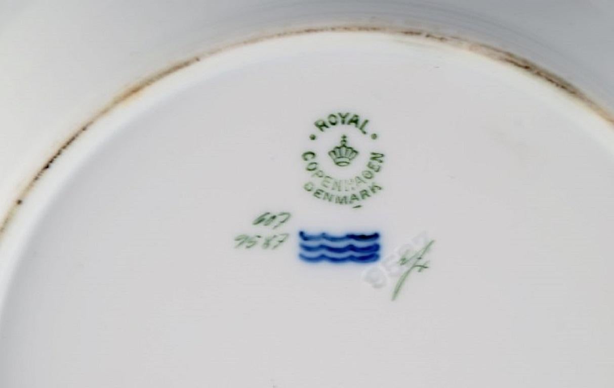 Danish Royal Copenhagen Service No. 607, White, 9 Deep Plates in Porcelain For Sale