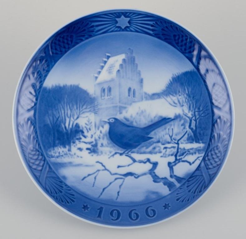 Royal Copenhagen, set of seven Christmas plates in porcelain, 1960s For Sale 1