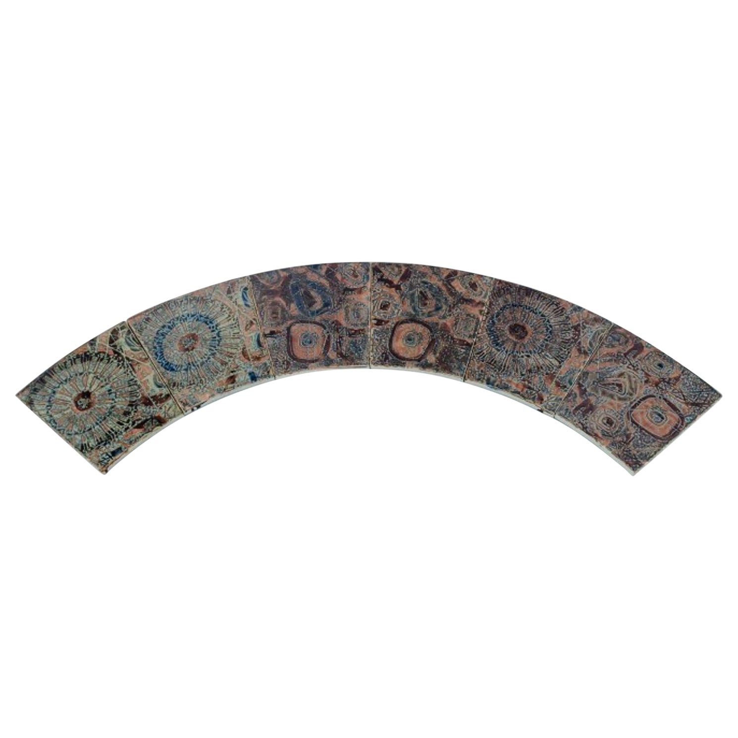 Royal Copenhagen, sechs Baca-Fuchsfliesen mit gemusterter Glasur. Modell 869/3813.