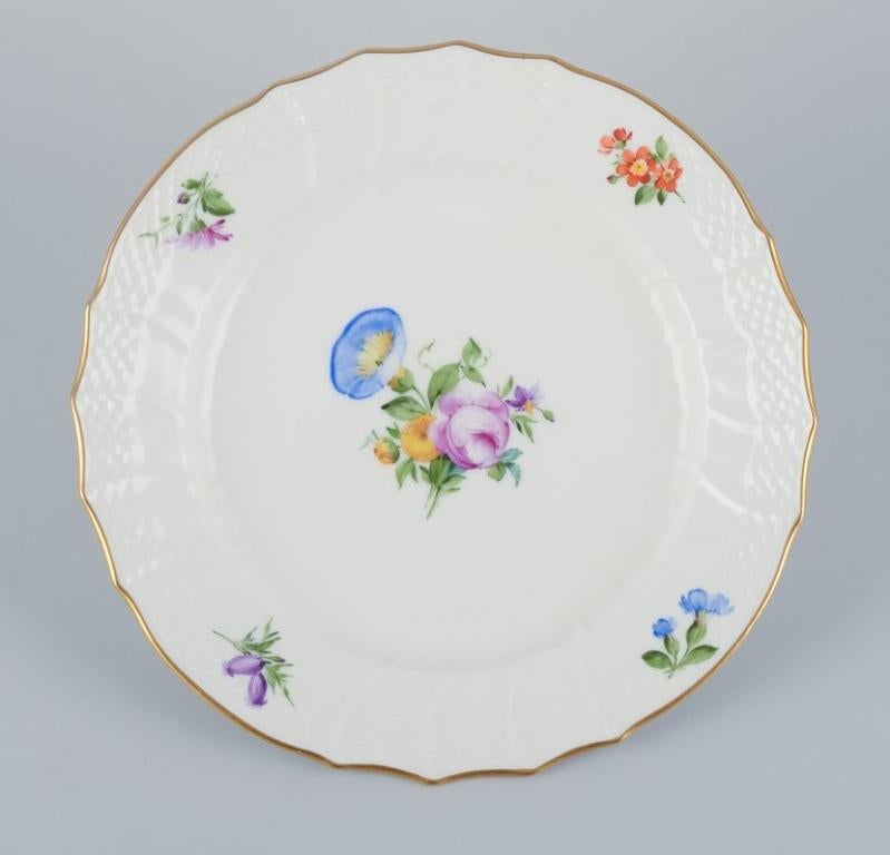 Royal Copenhagen, six Saxon Flower lunch plates in porcelain. For Sale 1