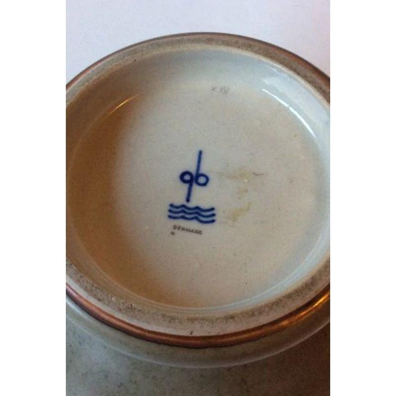 Royal Copenhagen Stoneware candleholder by Gerd Bøgelund

Measures 18.5cm / 7 1/4