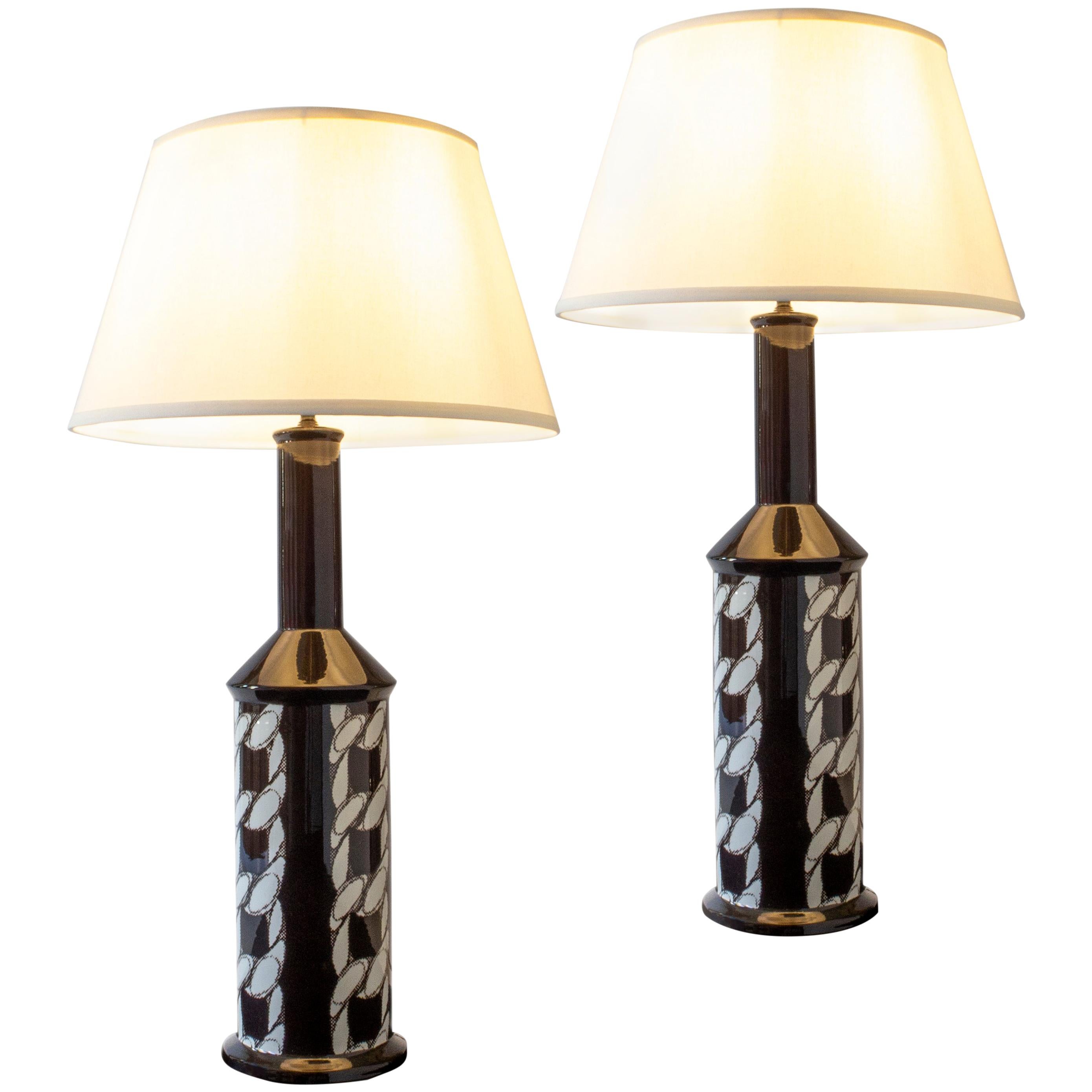 Royal Copenhagen, Tall Pair of Dark Brown & Ivory Chain-Link Faience Table Lamps For Sale