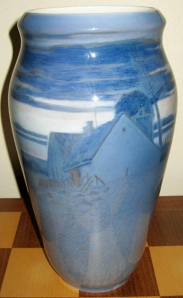 Royal Copenhagen unique vase by Anna Smidth from 1914. Measures: 34 cm high and is in perfect shape. Dates to May 1914.