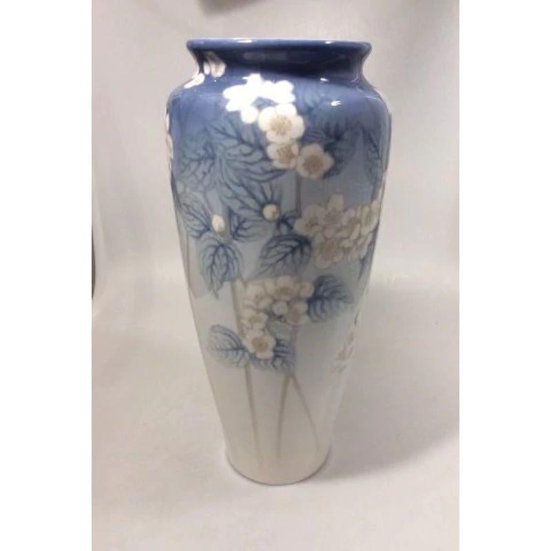 Royal Copenhagen unique vase by Anna Smith No 10423 from January 1909.

Measures 44cm / 17 1/3