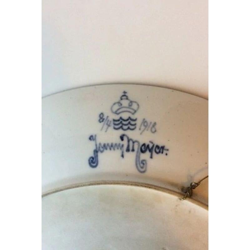 Royal Copenhagen Unique wall charger by Jenny Meyer from 8th of April 1918.

Measures 41cm / 16 1/7