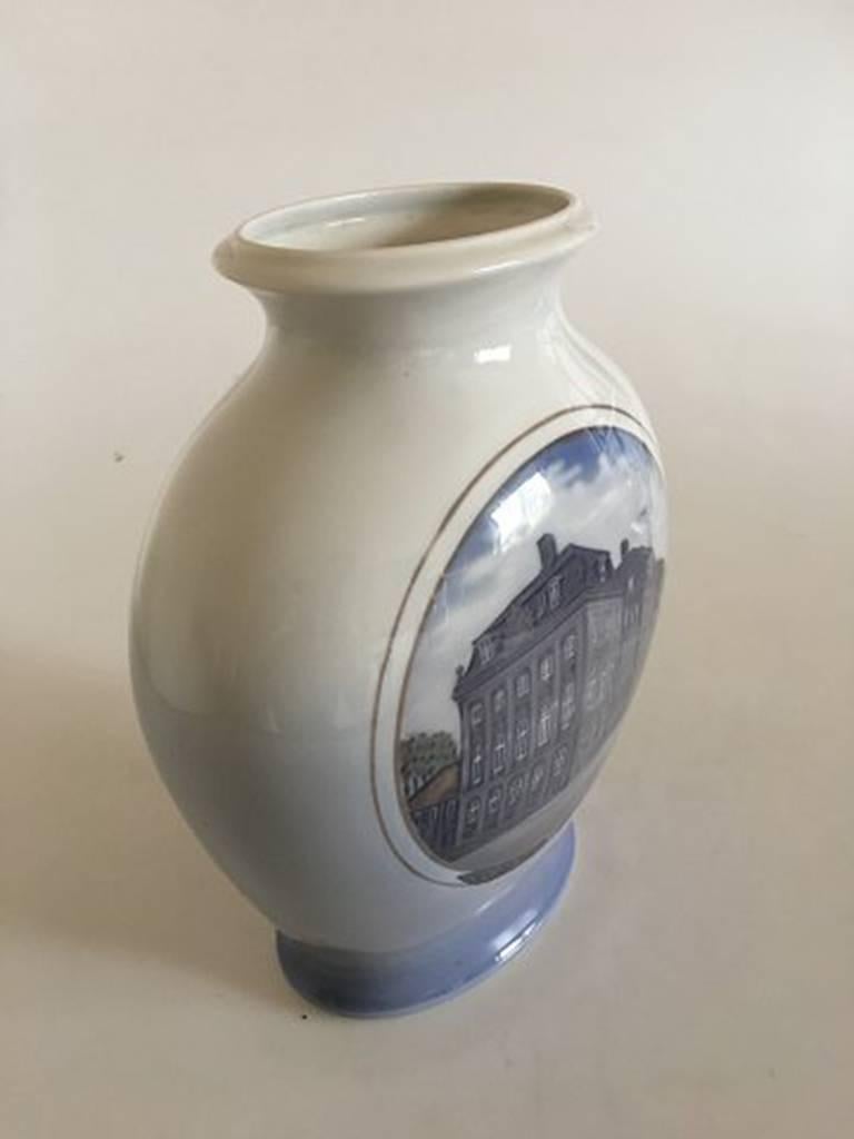 Royal Copenhagen vase #4633. Measures: 22.5 cm and is in good condition.
