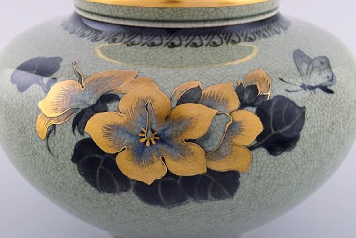 Early 20th Century Royal Copenhagen Vase in Crackled Porcelain with Gold Decoration, 1920s