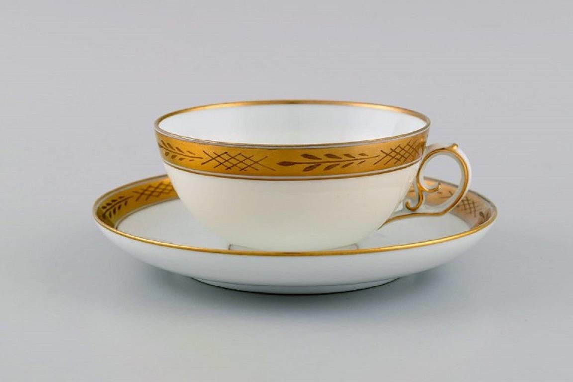 Danish Royal Copenhagen White Dagmar Tea Service for 10 People in Porcelain