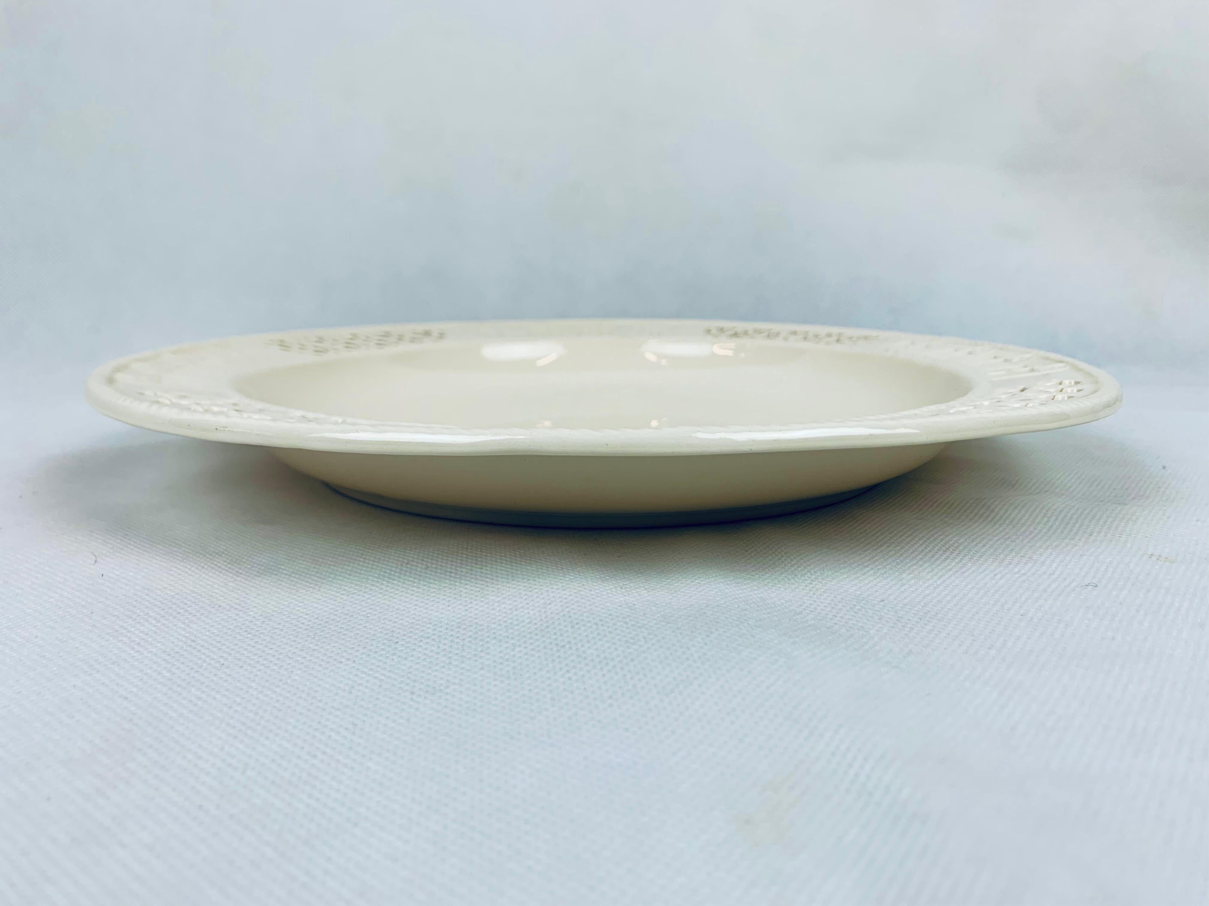 Royal Creamware Charger with Reticulated Border-12 1/4” Diameter In Good Condition For Sale In West Palm Beach, FL