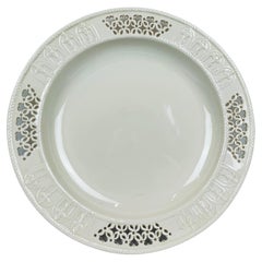 Cargador Real de Crema con Borde Reticulado-12 1/4" Diámetro
