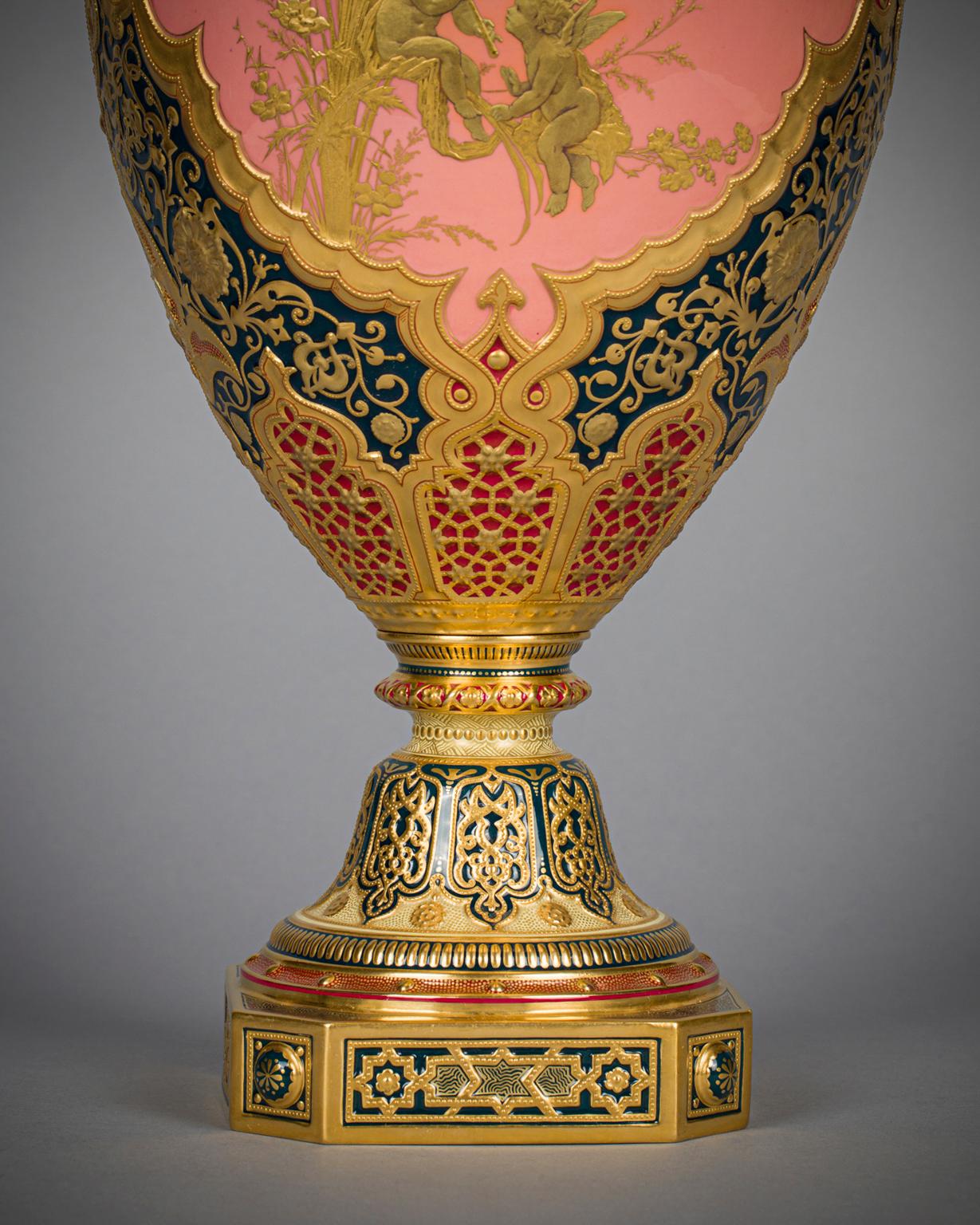 English Royal Crown Derby Covered Urn, 19th Century For Sale
