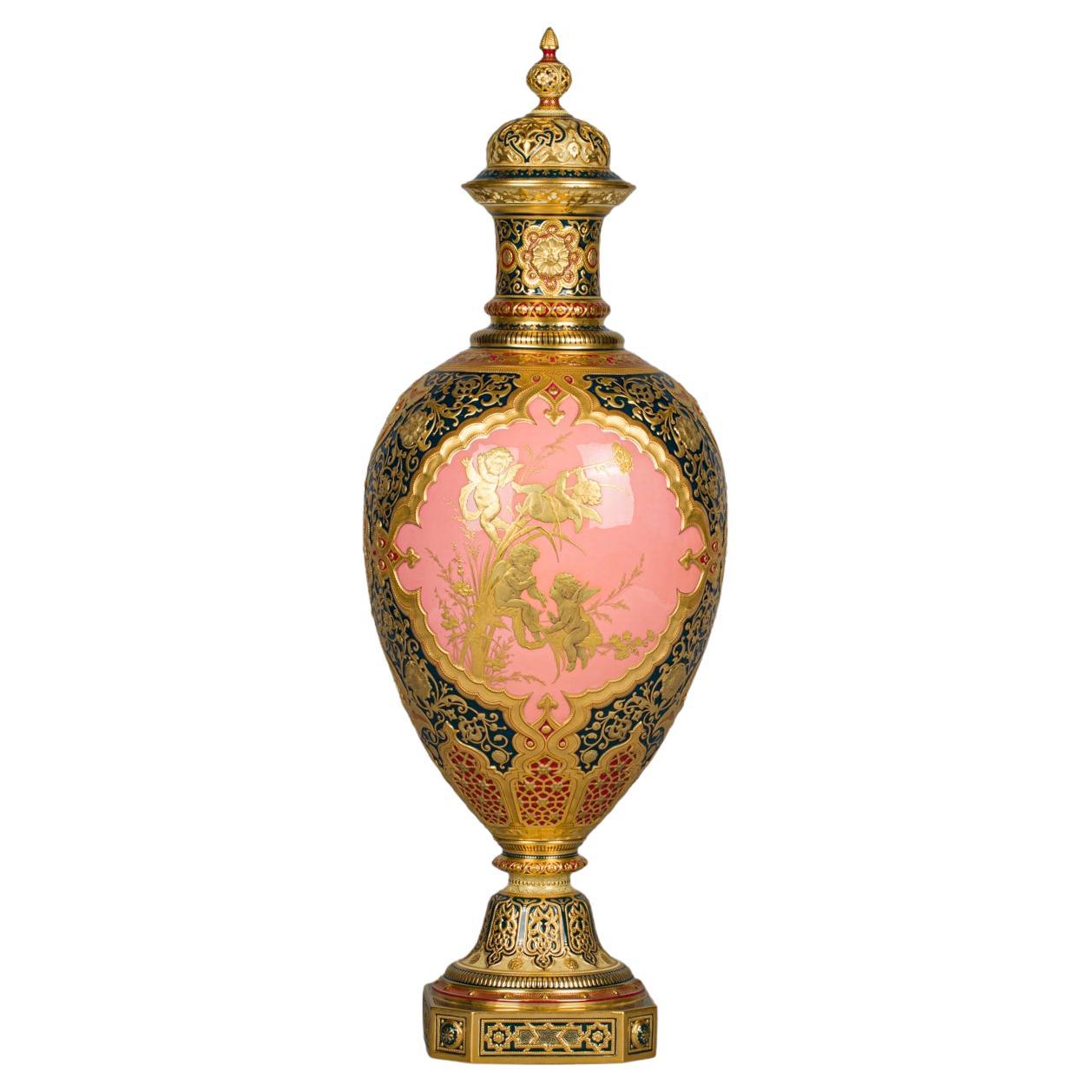 Royal Crown Derby-Urne mit Deckel, 19. Jahrhundert