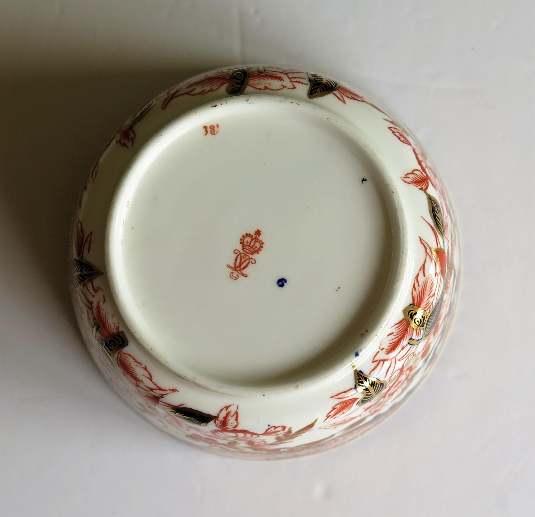 Royal Crown Derby Deep Porcelain Bowl in King's Pattern No. 383, 19th Century 5