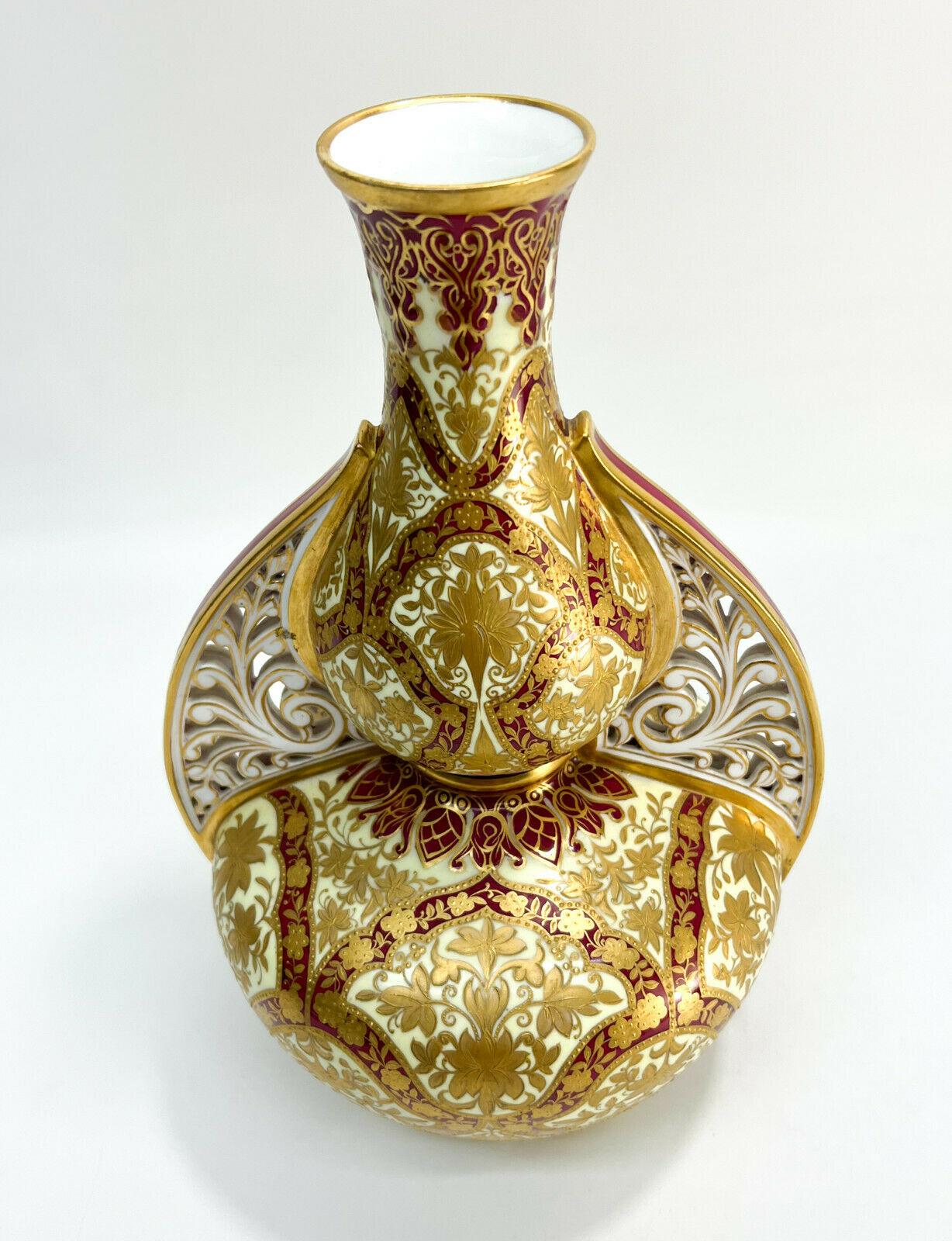 Royal Crown Derby for Tiffany & Co. Porcelain Twin Handled Urn, circa 1880 In Good Condition In Gardena, CA
