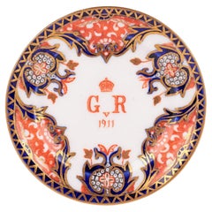 Plat à épingles commémoratif de couronnement George V de la Royal Crown Derby