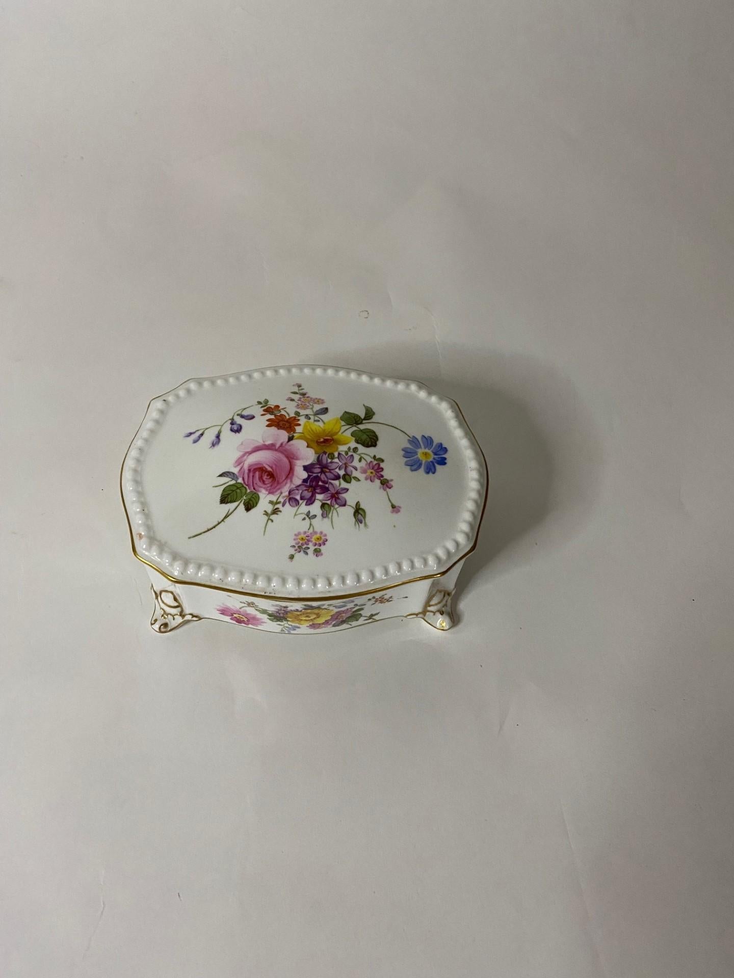 English Royal Crown Derby Hand-Painted Serpentine Box with Floral Bouquets For Sale