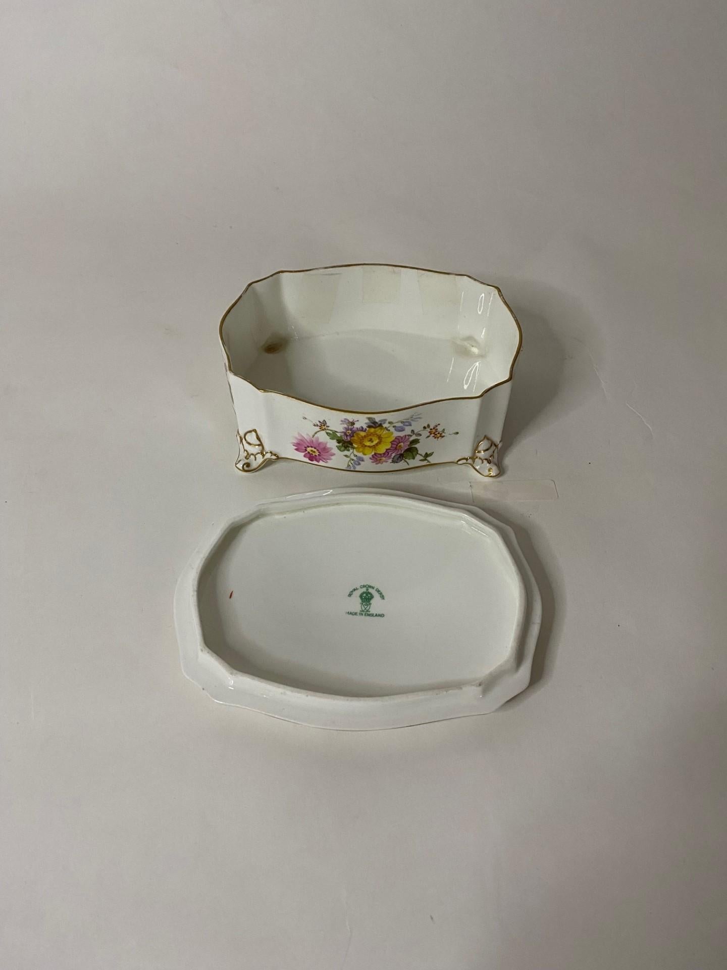 Porcelain Royal Crown Derby Hand-Painted Serpentine Box with Floral Bouquets For Sale