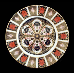 Royal Crown Derby, 'Old Imari' Pattern #1128, Dinner Plate, U.K., circa 1981