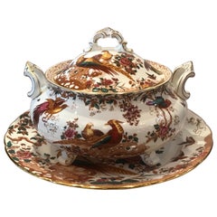 Soupière Olde Avesbury avec sous-assiette Royal Crown Derby