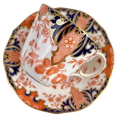 Tasse à demi-tasse en porcelaine Royal Crown Derby, motif Imari 2712, style édouardien 1913