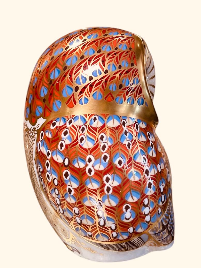 Royal Crown Derby Porcelain Imari Style Owl Figurine Paperweight For Sale 2