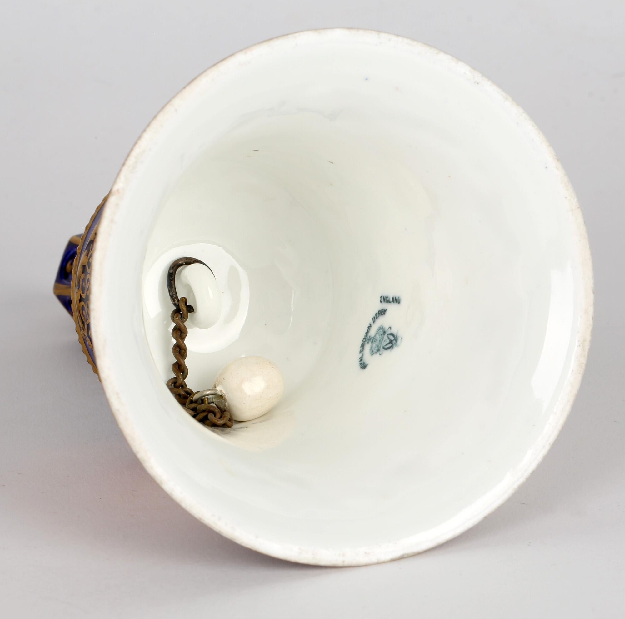 Porcelaine Rare cloche ancienne en porcelaine Imari à motif Royal Crown Derby
