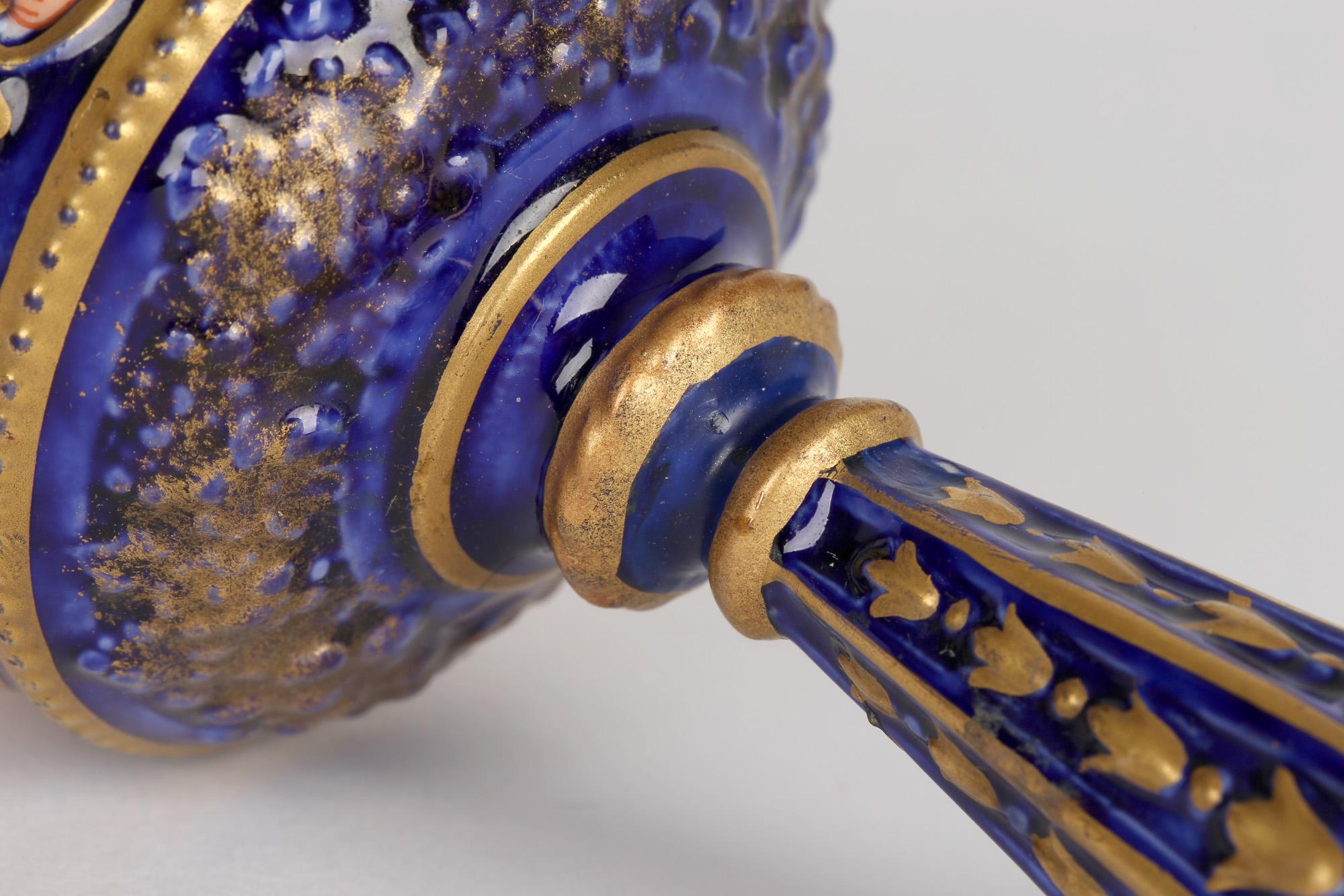 Vernissé Rare cloche ancienne en porcelaine Imari à motif Royal Crown Derby