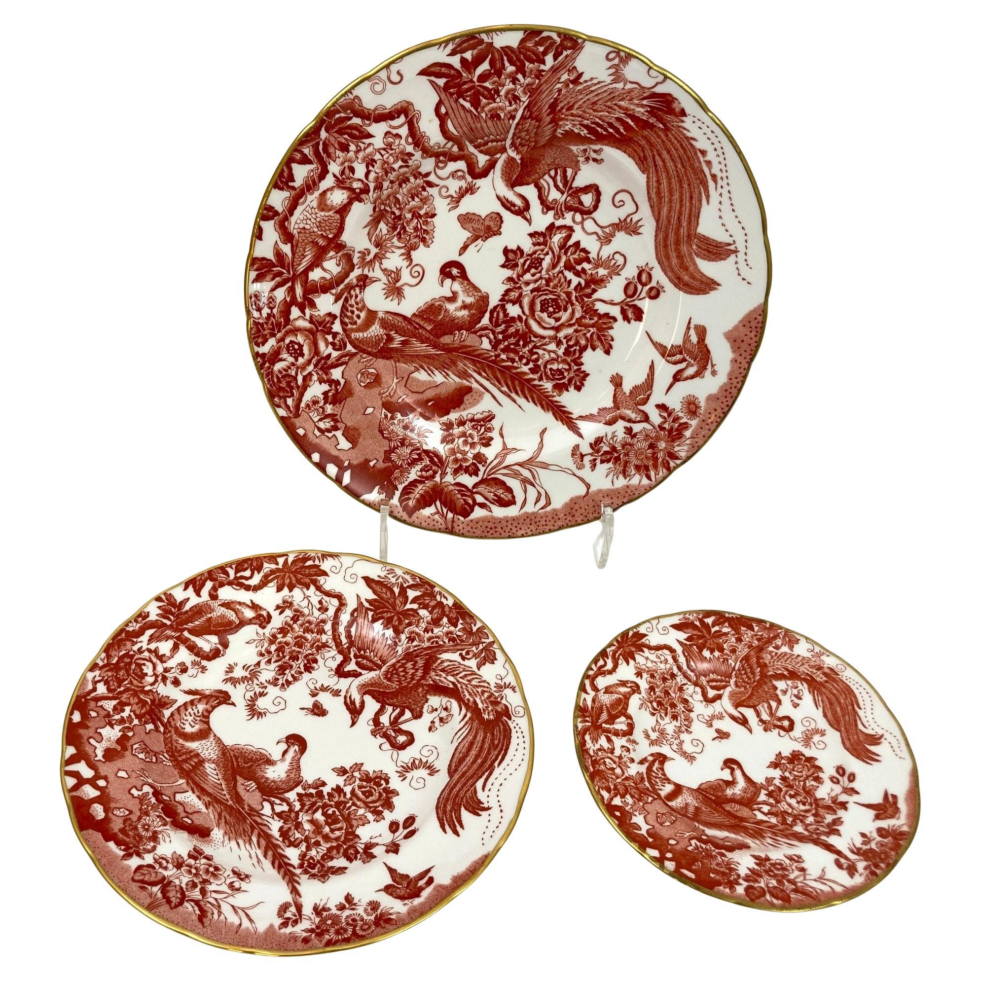 Colección Royal Crown Derby Red Aves Set de 3 Platos de Porcelana