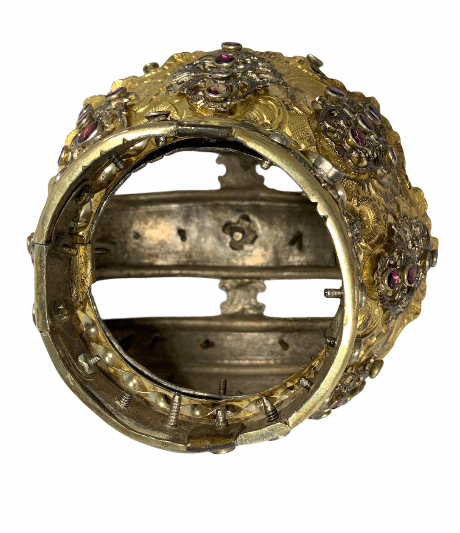 Embossed Royal Crown for Santo or Infant Jesus of Prague