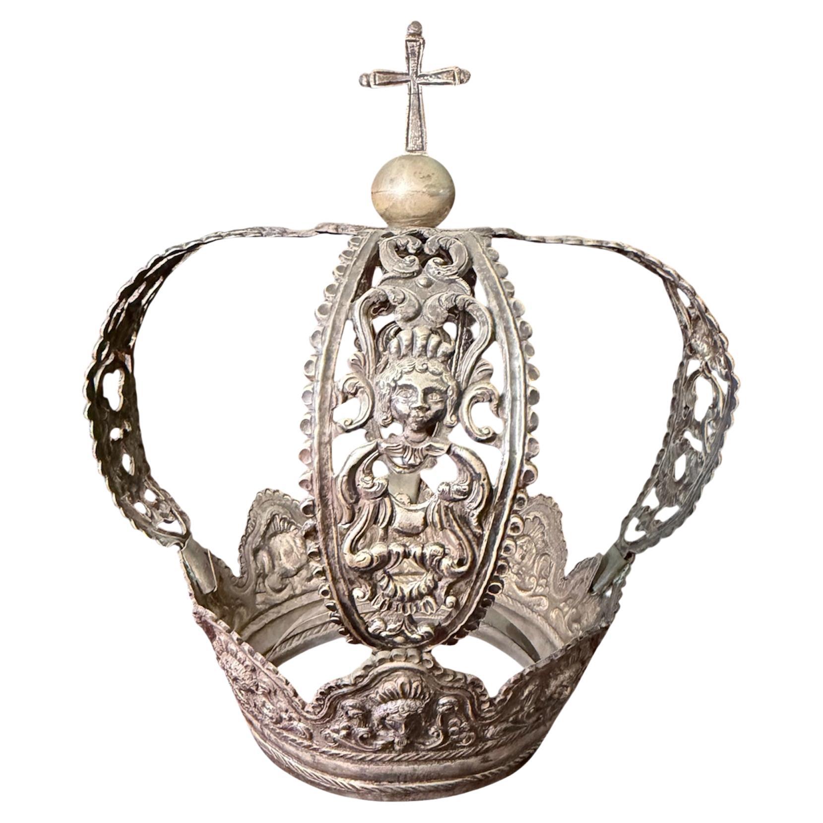 Corona reale per Santos o sculture religiose