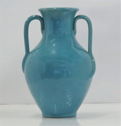 Royal Crown Pottery Turquoise Blue Large Urn w/ Rat Tail Handles NC 1939-42