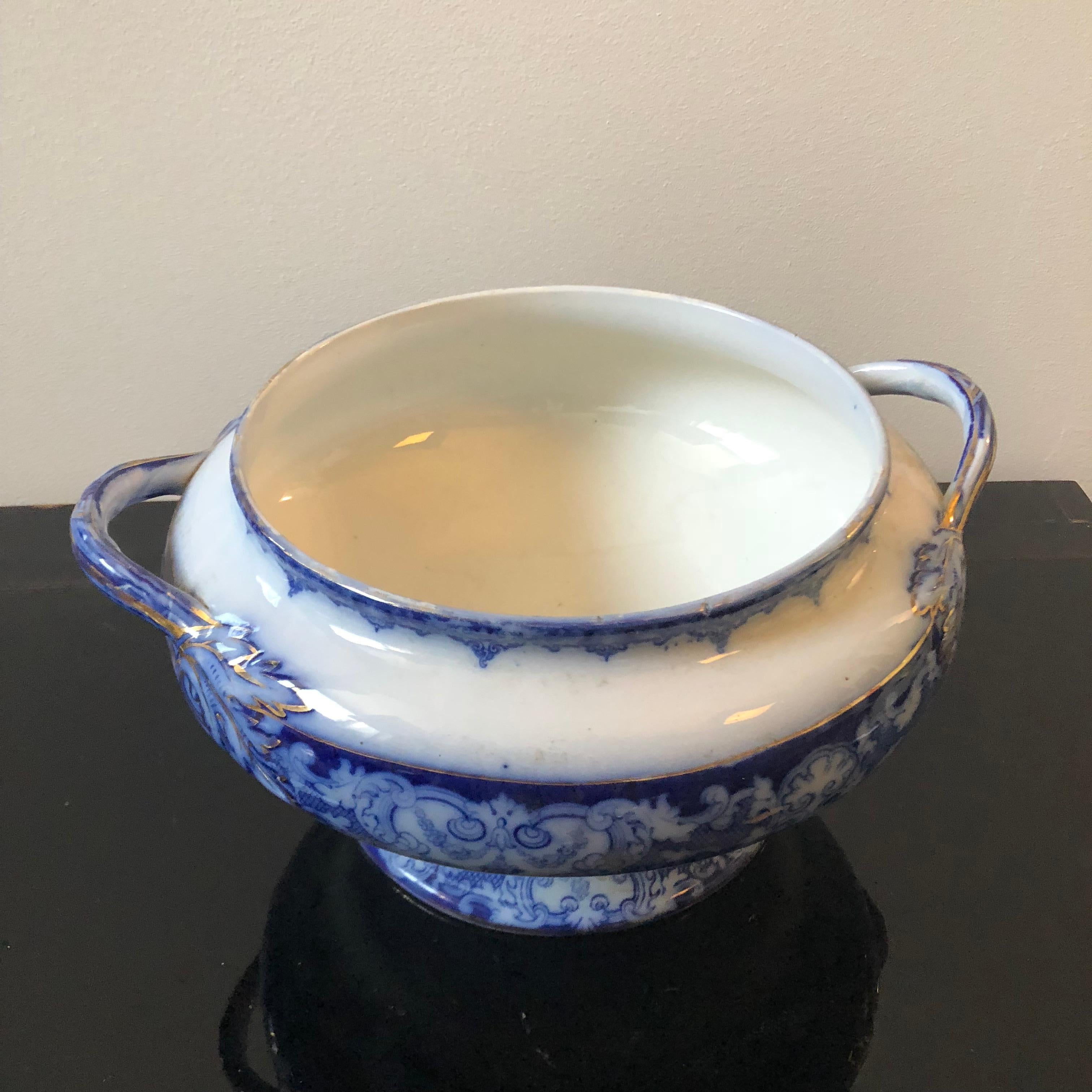 Royal Daulton Victorian Blue and White Ceramic Round British Soup Tureen 1870 2