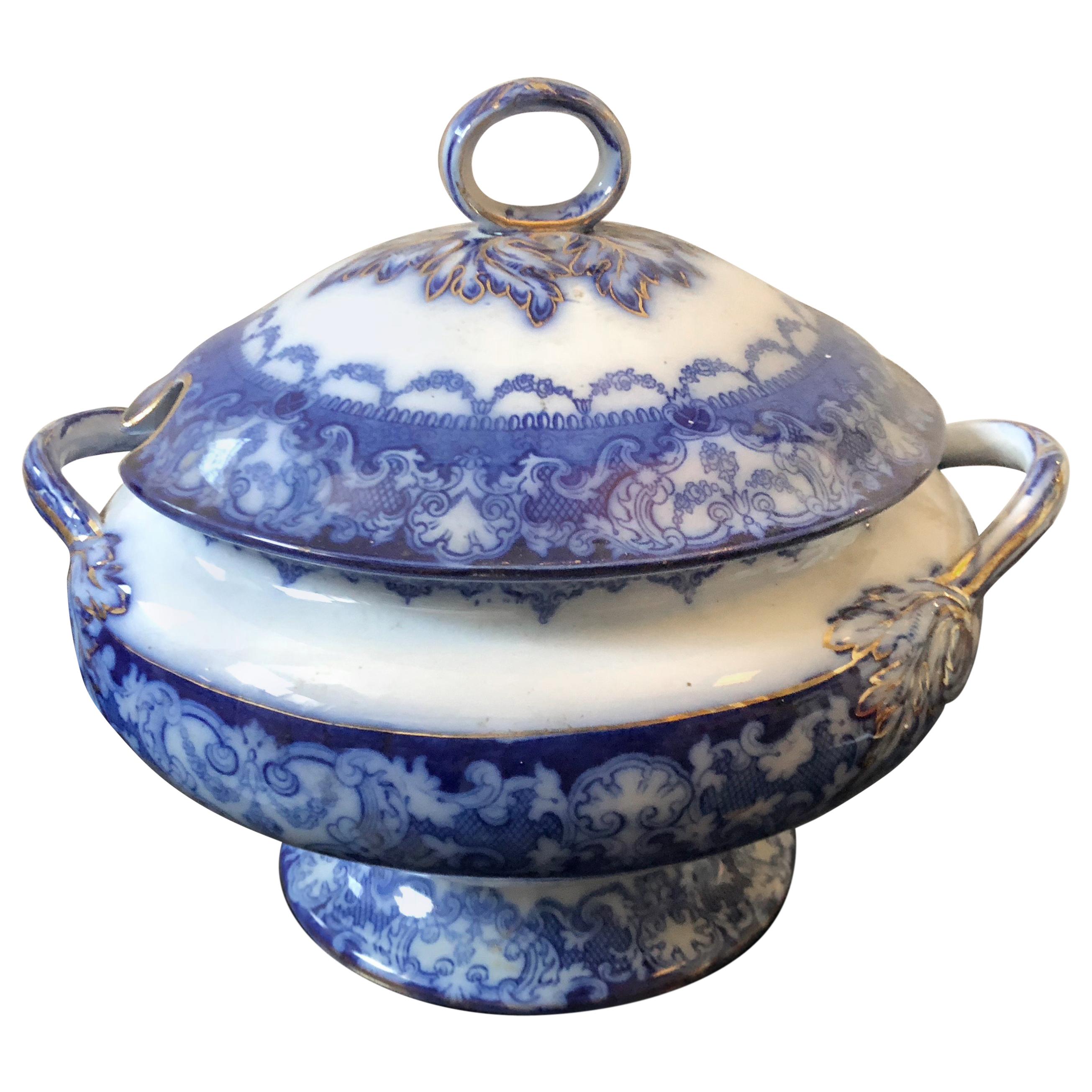 Royal Daulton Victorian Blue and White Ceramic Round British Soup Tureen 1870
