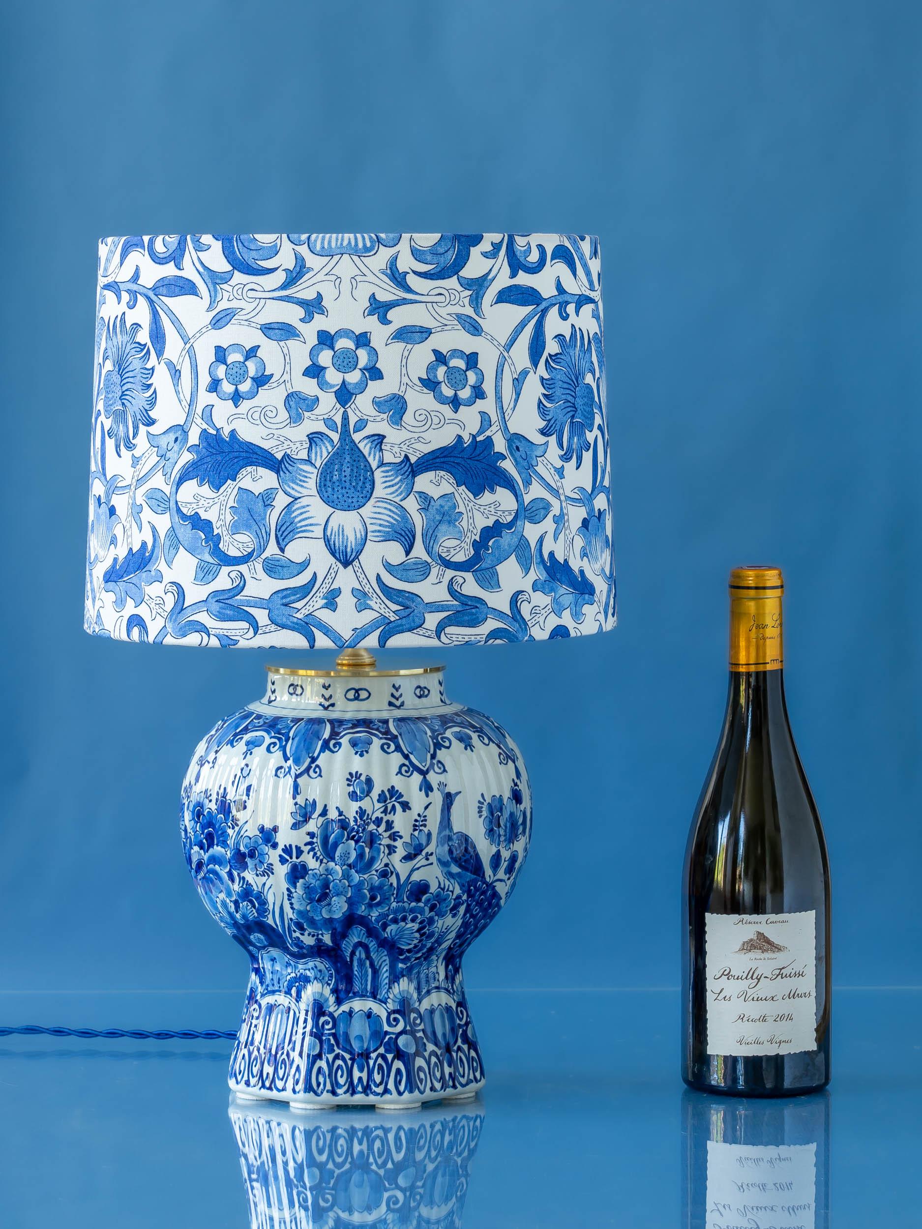 Dutch Royal Delft Blue 1940 Table Lamp, William Morris Lampshade